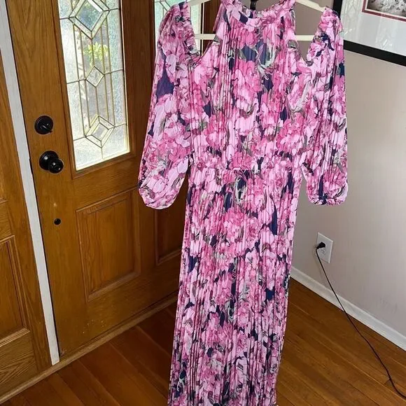 Petal & Pup HILARY PLEATED MAXI DRESS - PINK FLORAL XSmall New - Picture 3 of 12